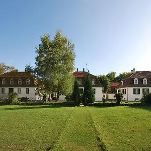 Jagdschloss Moenchbruch Hotel